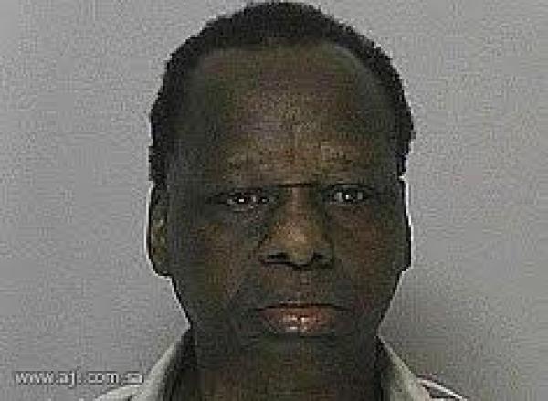 الشرطة الأمريكية تعتقلُ عمَّ أوباما المخمور