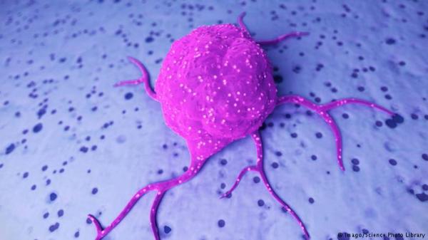 روبوتات صغيرة للقضاء على الخلايا السرطانية!