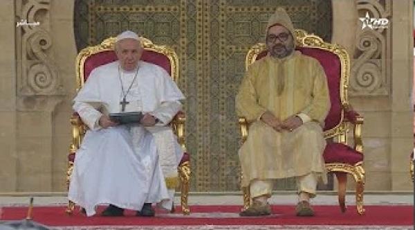 الملك محمد السادس و البابا فرانسيس يوقعان نداء القدس