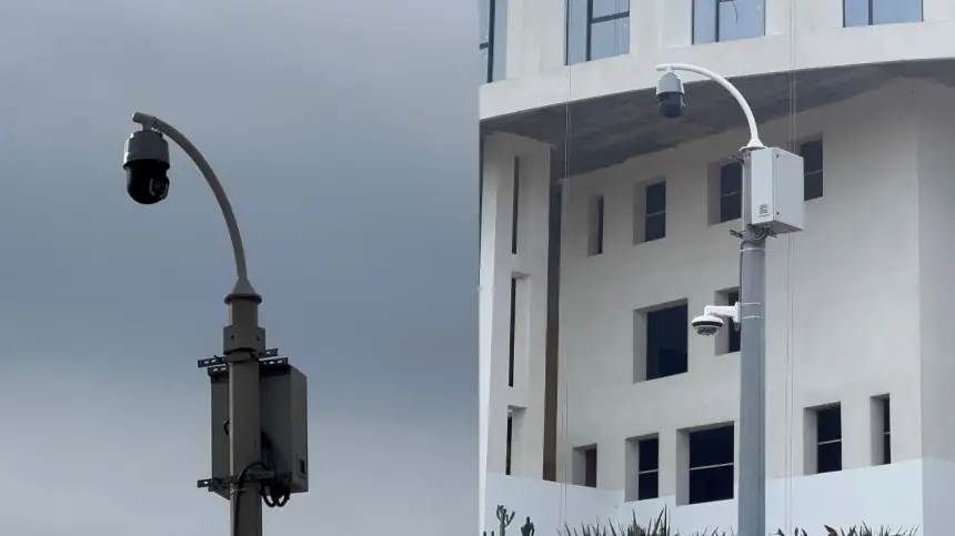 لمواجهة شغب الملاعب والسرقات.. تعزيز جنبات مركب محمد الخامس بكاميرات مراقبة جديدة