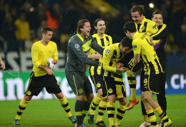 دورتموند يتجاوز شاختار بثلاثية ويبلغ ربع نهائي دوري الأبطال