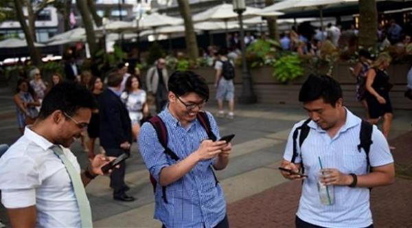 ثلاثة من لاعبي "بوكيمون غو" يتعرضون للسرقة في لندن