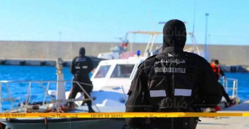 الحسيمة.. الدرك البحري يُجهض محاولة هجرة سرية ويوقف 24 شخصا بينهم امرأة وطفلها