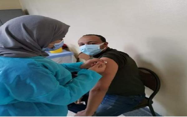 الكاتب الوطني لشبيبة"الكتاب" يستفيد من "لقاح" كورونا رغم أن سنه لا يتجاوز الأربعين وهذا توضيحه(صور)