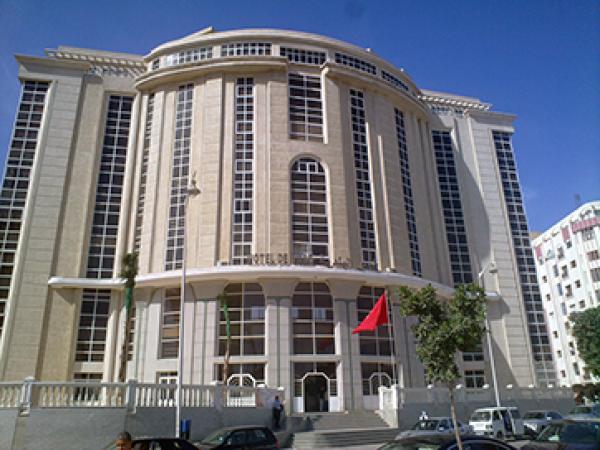 طنجة : شخصيات سياسية بارزة مطلوبة أمام القضاء