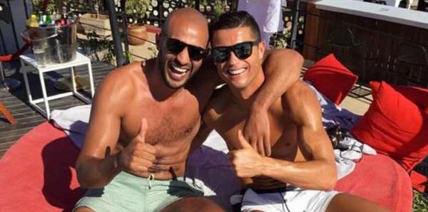 "بدر هاري" يبعث رسالة إلى صديقه "رونالدو" قبل المونديال وهكذا حذره من الأسود