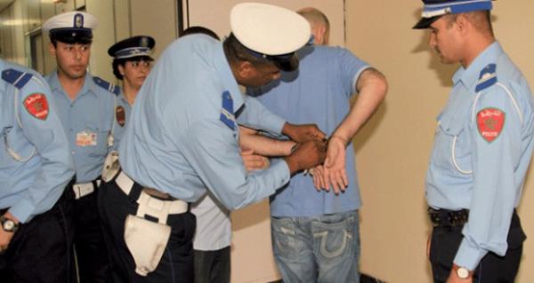 توقيف مغربي قادم من ليبيا يشتبه في ارتباطه بجماعة ارهابية