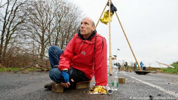 "إرهابيو المناخ".. أسوأ كلمة في ألمانيا عام 2022