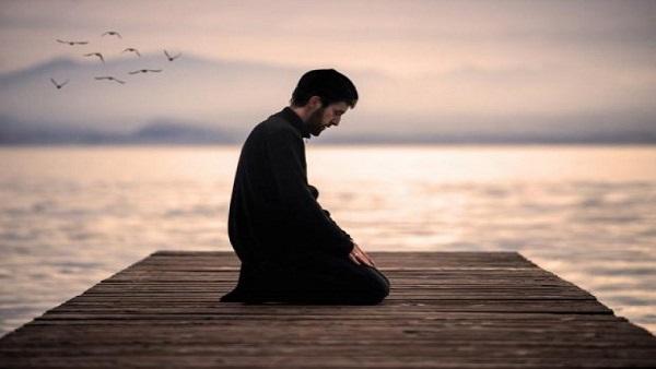 حكم الشرع فى تقديم الصلاة