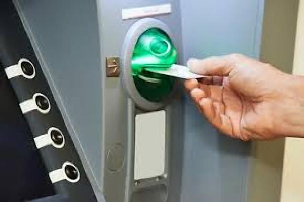 آيت ملول .. سقوط عصابة سرقة زبناء البنوك و هذه المبالغ المسروقة