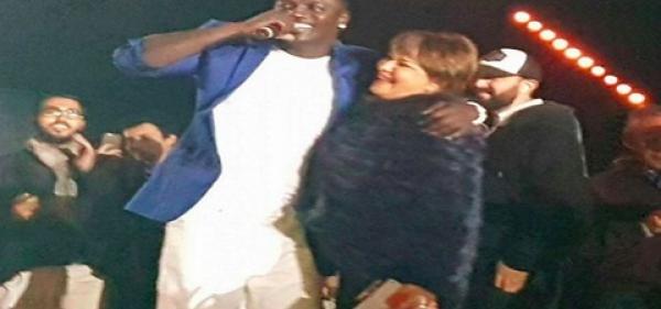 بعد أزبال الطاليان .. "فورير" الحيطي في سهرة "أيكون" يثير الجدل و هذا ما قاله فايسبوكيون