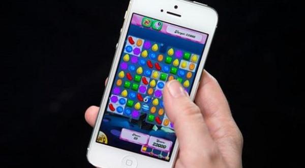 طلاب يبتكرون لباساً داخلياً مضاداً للإشعاعات