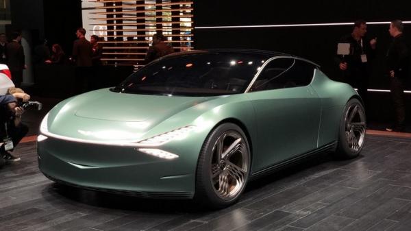 "سيارة الأحلام" تظهر في نيويورك!