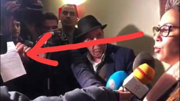 الوزيرة بوشارب تثير السخرية والاستغراب بسبب "ورقة الكواليس" (فيديو)