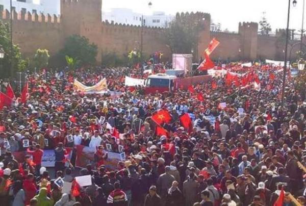 الدعوة إلى تنظيم مسيرة مليونية احتجاجا على "ريع" تقاعد البرلمانيين