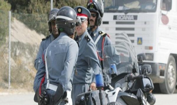 حصري: كوكبة الدراجين للدرك الملكي تُحْبِط عملية تهريب كمية مُهِمَّة من المخدرات رغم الحيلة "الجهنمية" للمُرَوِّجَيْن!