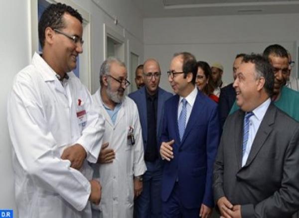 سكنيات محتلة وموظفون مشردون.. ما رأي وزير الصحة؟