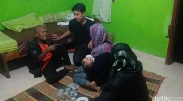 ستيني يعود إلى أسرته بعد عام من دفنه