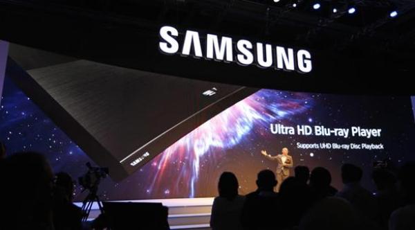 سامسونغ تكشف عن مشغل البلوراي الأول في العالم بدقة 4K