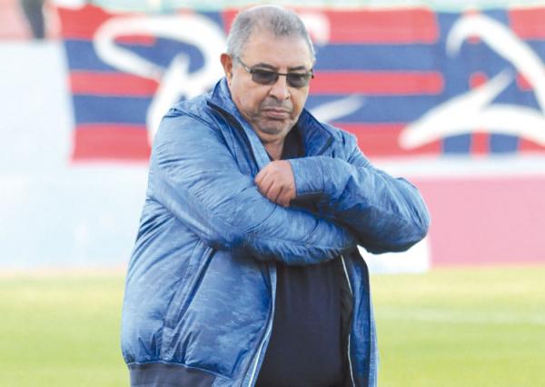 الخريطيات القطري يُقيل عزيز العامري