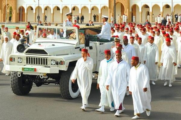 جنازة ملكية من الأرشيف