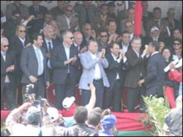 موخاريق يهاجم الحكومة ويتهمها بـ\'الشعبوية\'