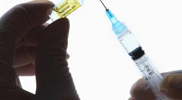 ممرضة تسرق المورفين وتحقن المرضى بالماء بدلاً منه