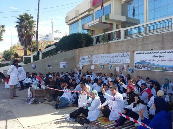 الأساتذة المتدربون يصعدون ويشرعون في تنفيذ اعتصامات أمام نيابات التعليم