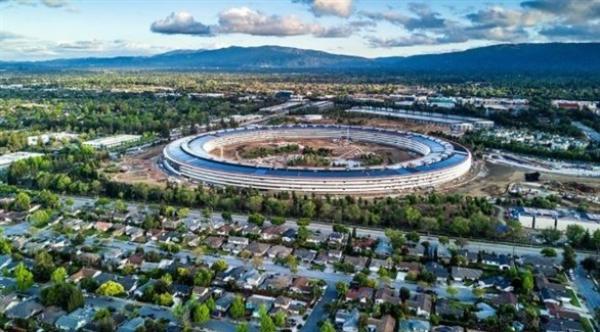 موجة هجرة من سيليكون فالي لكبار نجوم قطاع التكنولوجيا