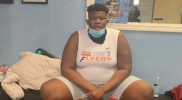 توفي تاير سامبسون بحادث في حديقة الملاهي (ميرور)