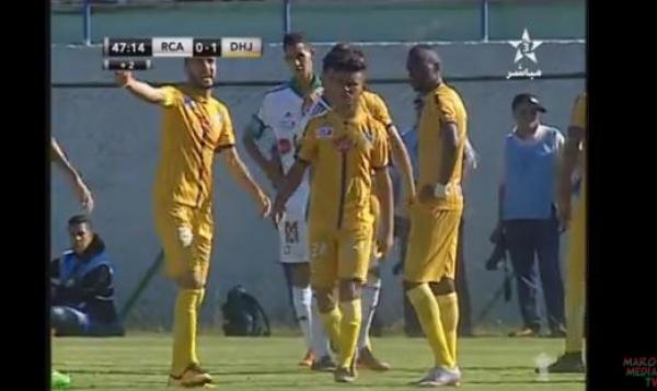 زكرياء حدراف لرشيد الطاوسي : ماتبقاوش تلعبوا هاد البرهوش كيسب مامأدبش