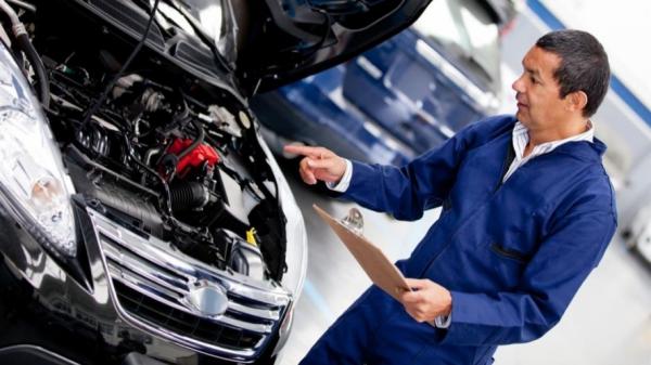 ما هي أسباب تخبط السيارة عند السرعة المرتفعة؟