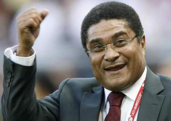 وفاة أسطورة كرة القدم البرتغالي أوزيبيو