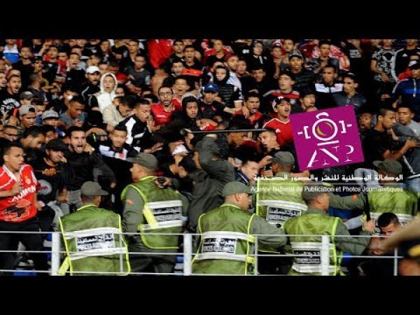 شغب الجماهير يفسد احتفالات الوداد بدرع البطولة