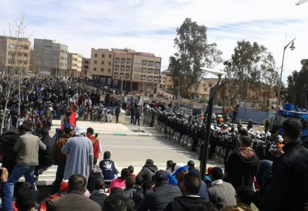 احتجاجات جرادة : السلطات تكشف عدد الإصابات في صفوف القوات الأمنية و هذا عدد الموقوفين