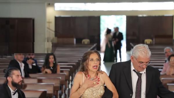 فيديو يوثق لحظة رعب 3 عرائس لبنانيات فى ليلة العمر بسبب تفجيرات بيروت