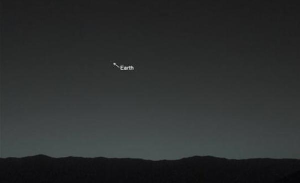 شاهد الصورة الأولى لكوكب الأرض من المريخ