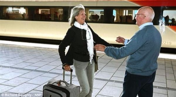 سبعيني يلتقي بشقيقته بعد 67 عاماً من الفراق