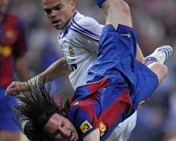 قناة "برشلونية" تشبه لاعبي ريال مدريد بـ"الحيوانات"