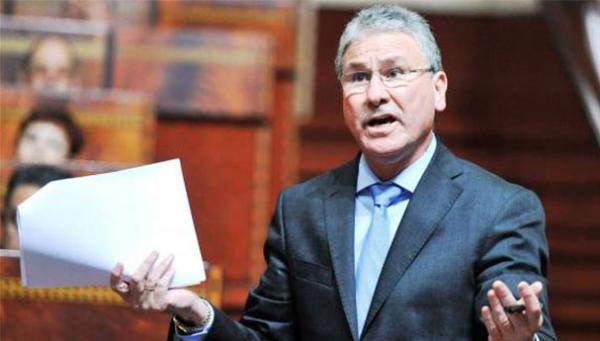 وزير الصحة يعاقب مدير المستشفى الإقليمي بتاونات بسبب "الغياب" 