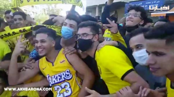 الجماهير الفاسية تخرج إلى الشارع احتفالا بعودة "الماص" إلى القسم الأول في مشهد طال انتظاره