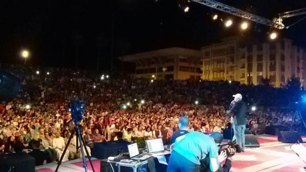 الفنان العالمي ماهر زين يحيي بتطوان حفلا فنيا بحضور جمهور حاشد