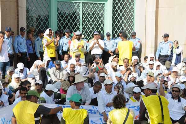 صحف اليوم الاثنين : أزيد من مليون و38 ألف شخص عاطلون عن العمل بالمغرب