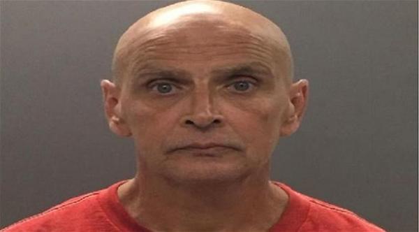 طفلة تساعد الشرطة في القبض على لص اقتحم منزلها