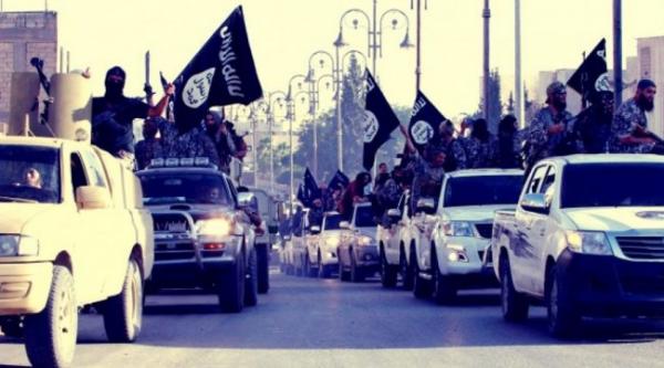 لماذا "داعش" بهذه القوة ؟.. مدير الـFBI يجيب