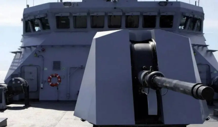 سفينة «مولاي الحسن» المخصصة للمهام العسكرية المتقدمة تجتاز اختبارا جديدا في إسبانيا