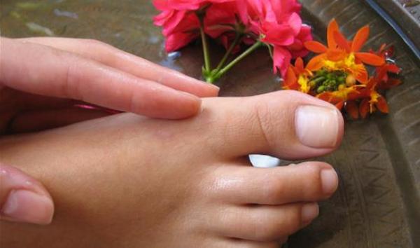 شيخوخة القدمين أخطر من شيخوخة الوجه!