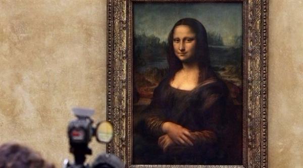 دراسة علمية: موناليزا كانت "فرحة"