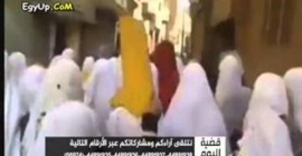 بالفيديو.. متصل سعودي يستفز مذيع الجزيرة ويهنئ المصريين بإعدام المرشد
