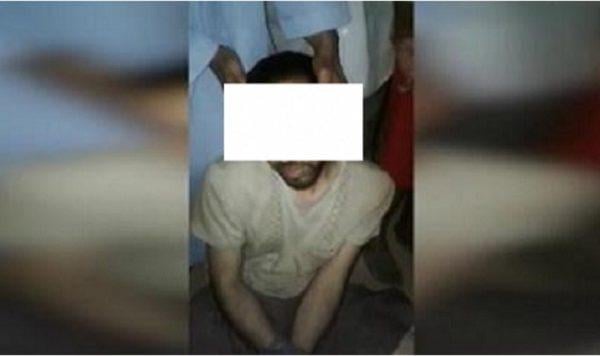 أصحاب شرع اليد يجردون امام مسجد من ملابسه وينكلون به ويصورونه بشكل مهين